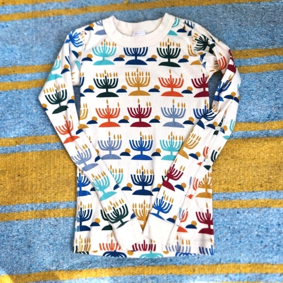 Hanna Andersson Rainbow Hanukkah Pajama Top US10 - Picture 1 of 5